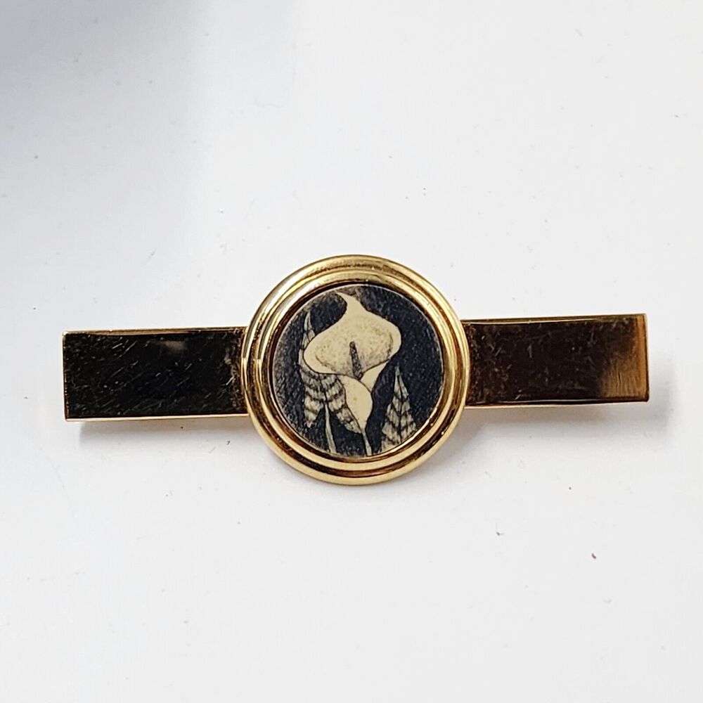 Vintage Barlow Gold Tone Pin With Calla Lilly Scrimshaw Style Bar Pin Brooch